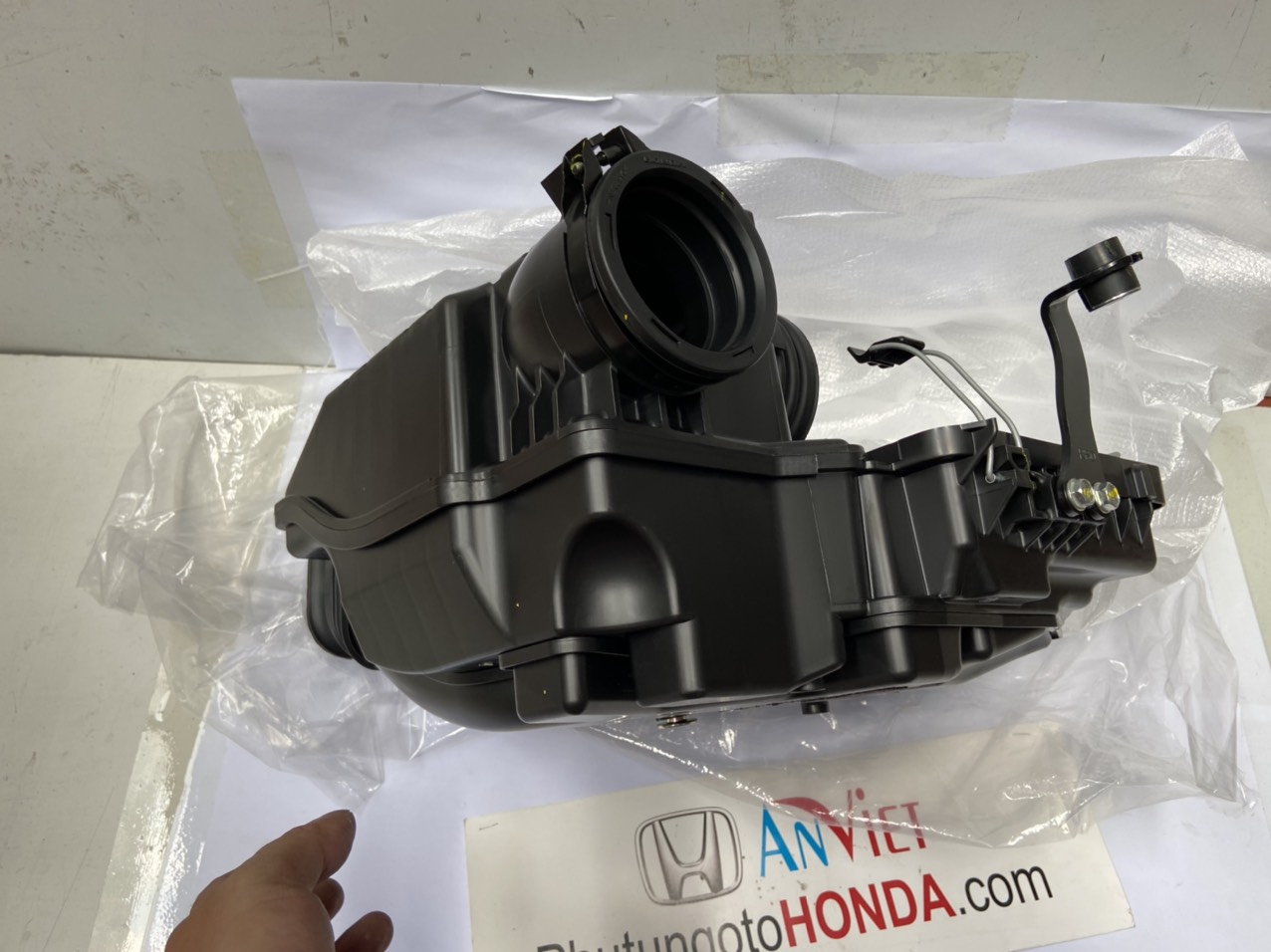 Nắp đựng lọc gió động cơ xe Honda Brio